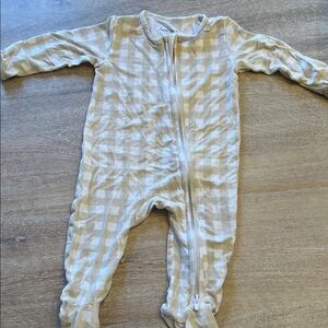 Dear Perli bamboo pajamas 3/6 months GUC